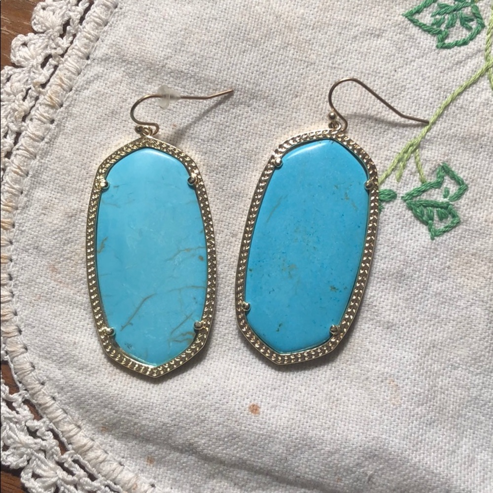 Kendra Scott Danielle Earrings- New!